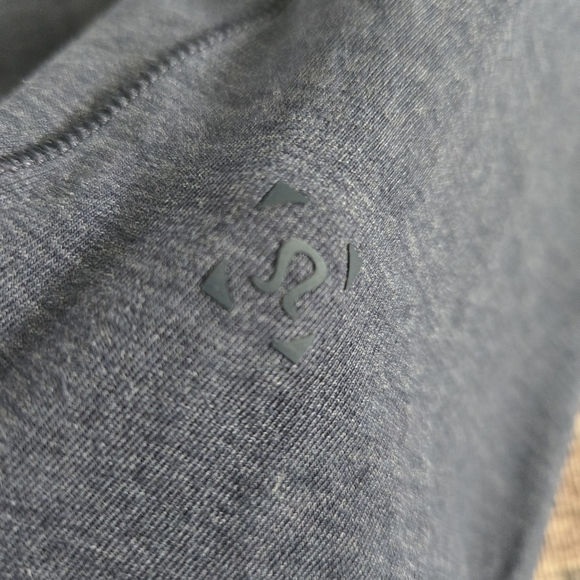 Lululemon 5 Year Basic V-Neck T-Shirt Tee Heathered Navy Code Blue Size XXL - Picture 6 of 7